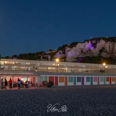 Maison Jardin Terrasse Parking Gratuit Autour De La Maison Le Tréport