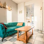 Holiday home Maison Jardin Terrasse Parking Gratuit Autour De La Maison