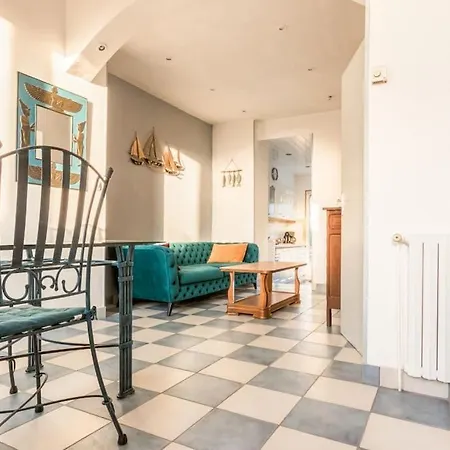 Maison Jardin Terrasse Parking Gratuit Autour De La Maison *